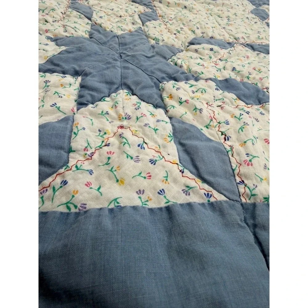 VTG Blue Star Patchwork Quilt Floral Print Cotton Farmhouse Throw 80 X 68 FLAWS